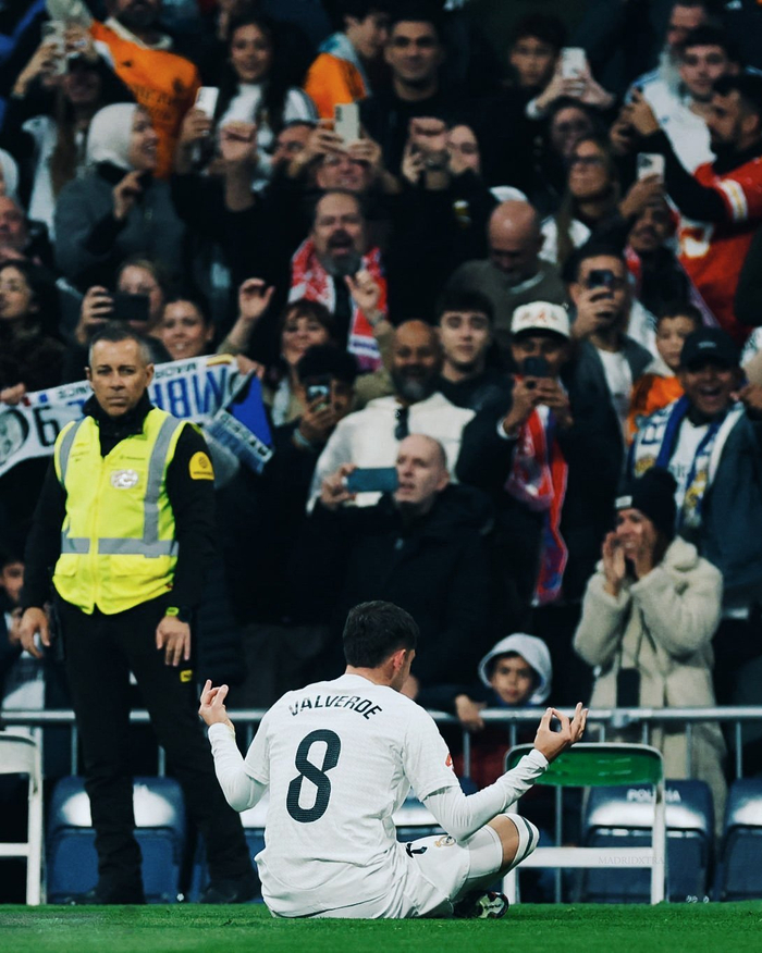 厉害！57中41，快船完成神级交易后……