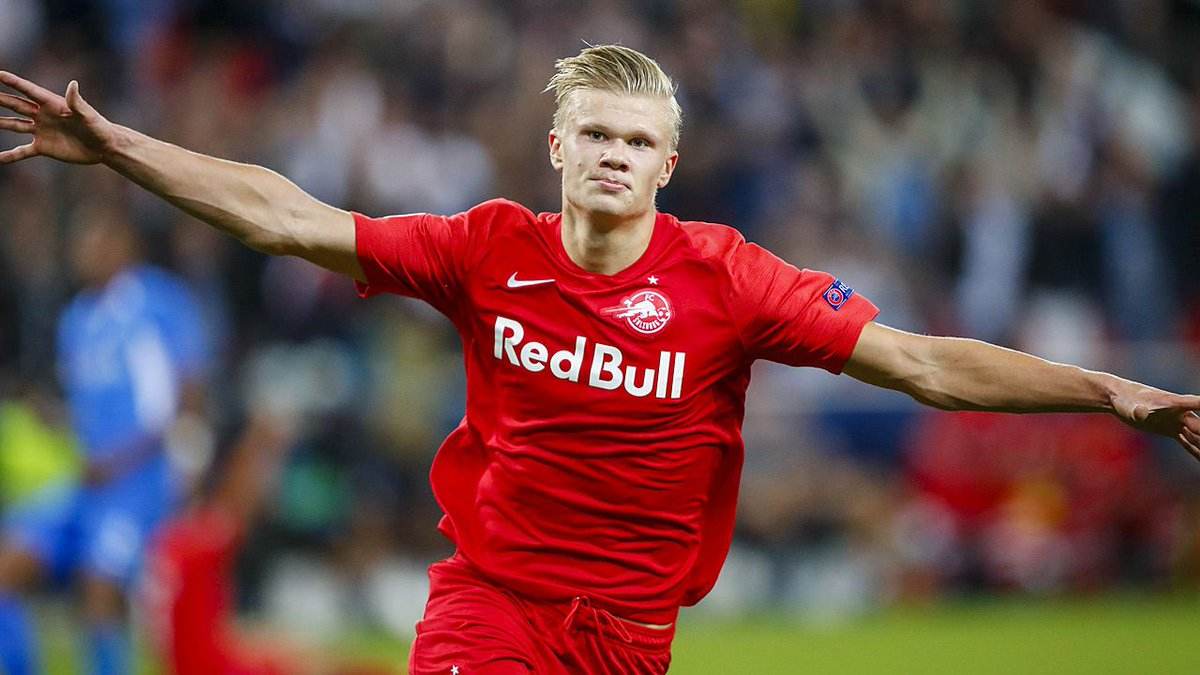 《最终幻想7：重制版》团队曾考虑缩小破坏剑 但因标志性过强作罢