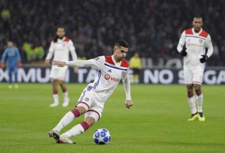 英雄联盟战队运营模式深度解析