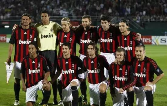 11人3方交易方案！雄鹿豪赌拉文，勇士趁火打劫，国王收获满满