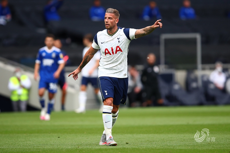 拉瑞安《神界》预告引起《原罪》系列玩家数激增！